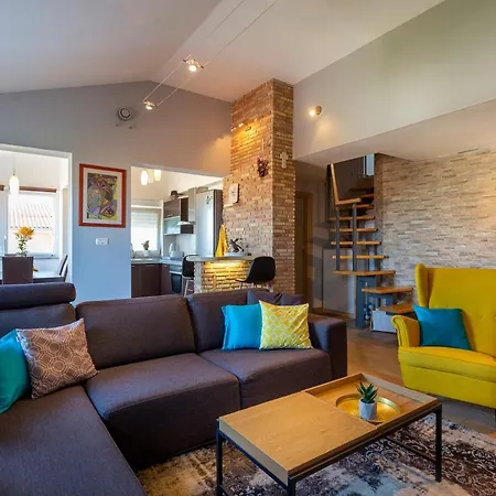 Apartman Ember Pula Exterior photo
