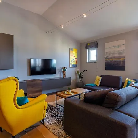 Apartman Ember Pula Exterior photo
