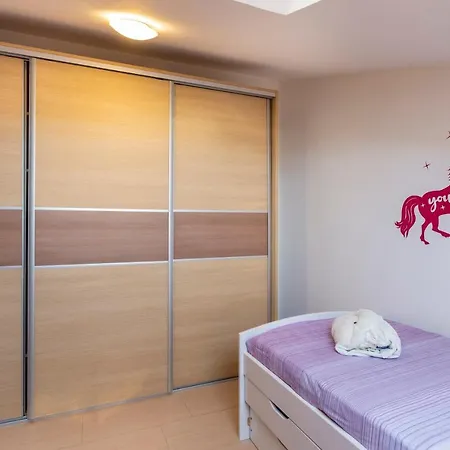 Apartman Ember Pula Exterior photo