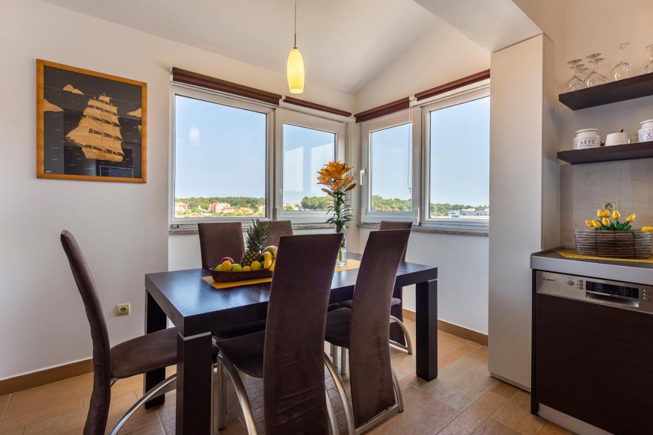 Ember Apartment *